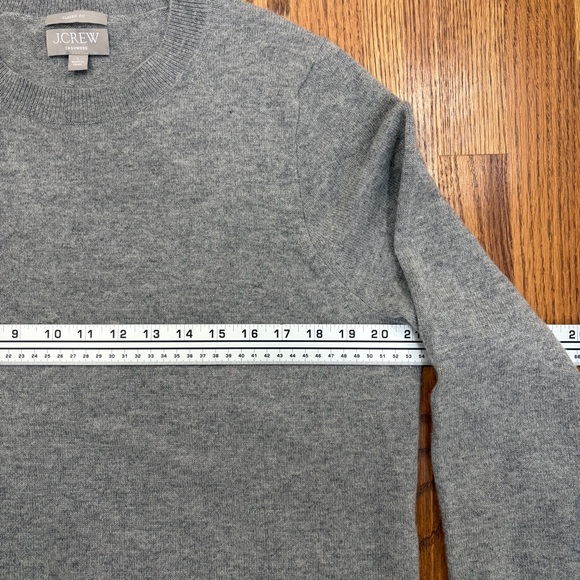 J.Crew Re-imagined Cashmere Classic-Fit Crewneck Sweater - heather ash - Picture 11 of 12
